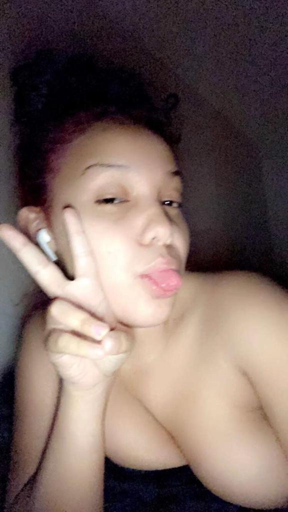 Sandraclar, 28 years old from United States