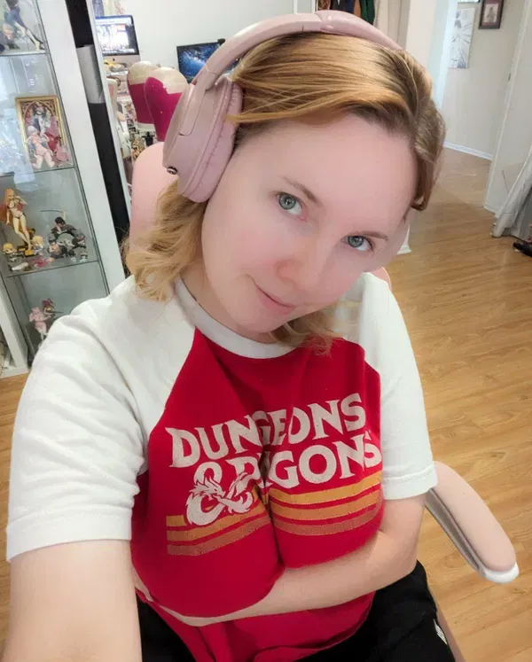 qbhejh, 20 years old from United States