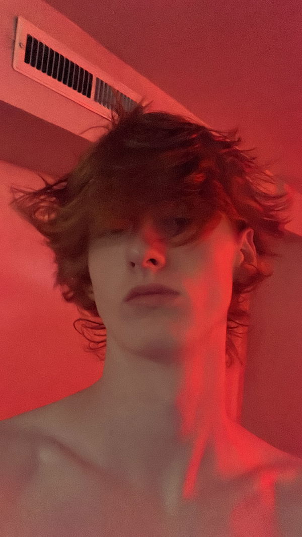 xdivis11, 19 years old from United States