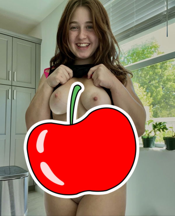 b38w67c5uu, 23 years old from United States