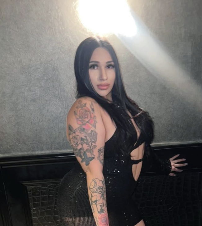 rose_pv1, 22 years old from United States