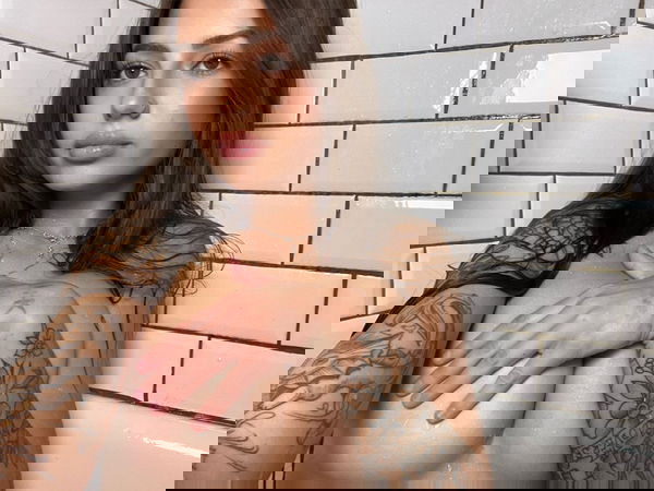 Ellie6uv, 20 years old from United States