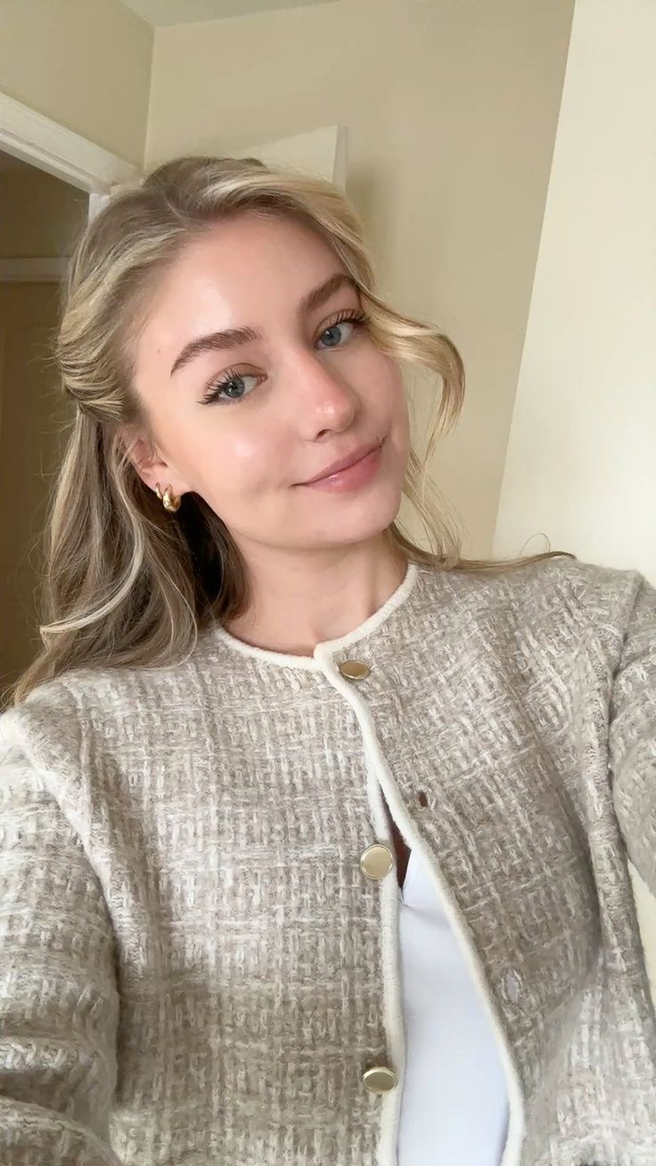 Amelie2007's Cover Photo