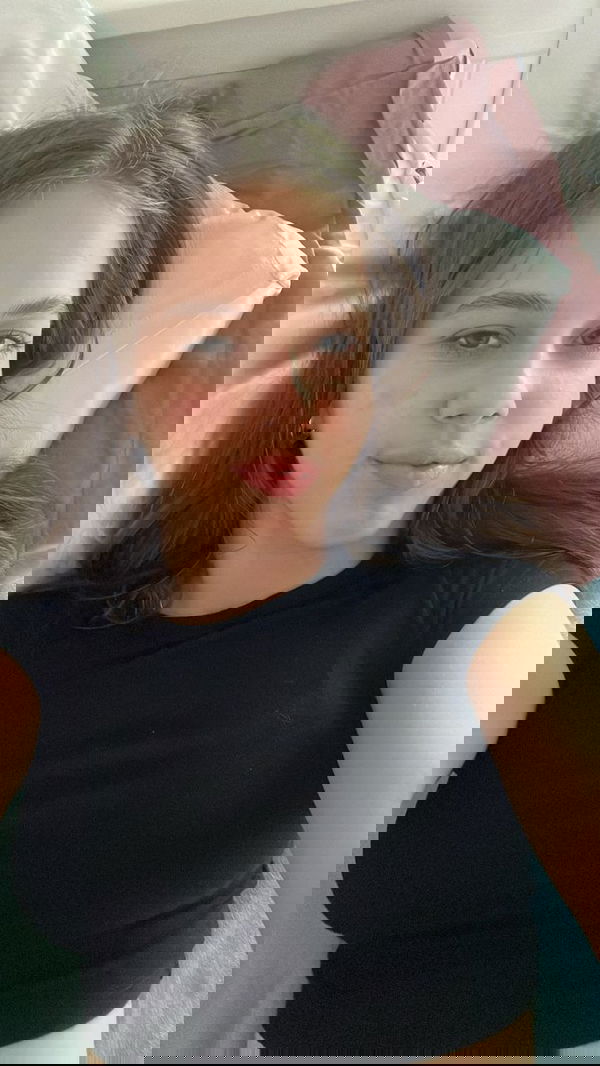 Emma2569, 25 years old from Canada