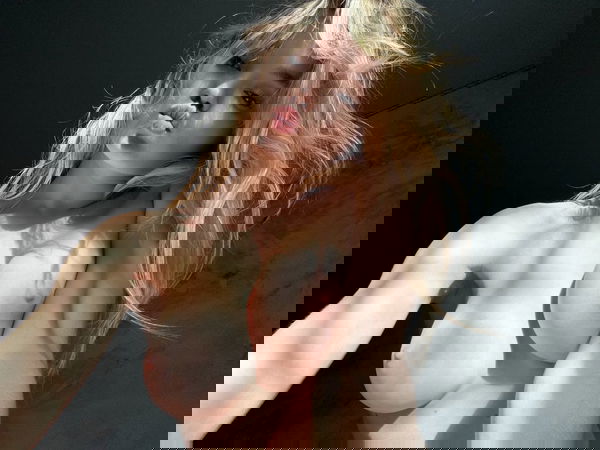 sextLover, 21 years old from United Kingdom