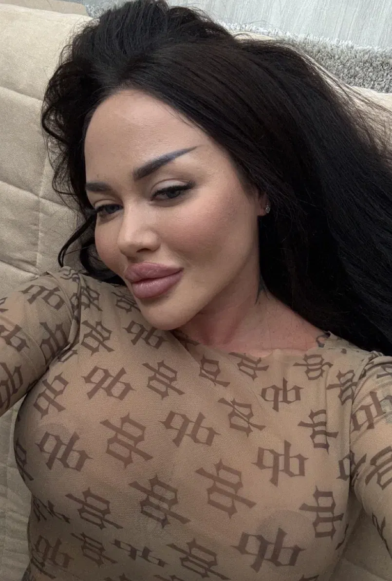 Ailany258, 20 years old from United Kingdom