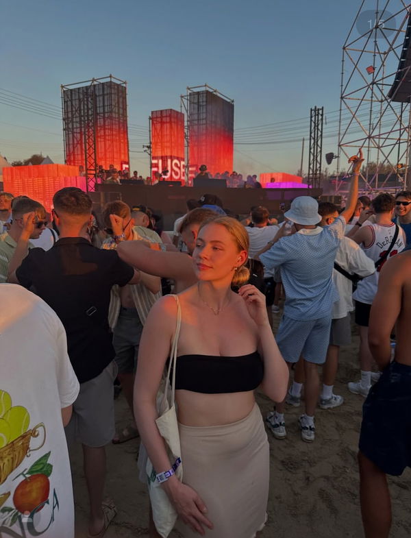 cosis, 24 years old from Germany