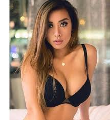 lojax65333, 21 years old from South Africa