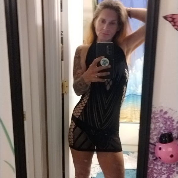 golyxuxo, 26 years old from United States