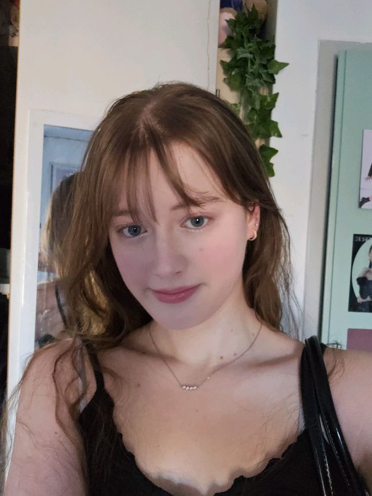 Betty2158, 21 years old from United States