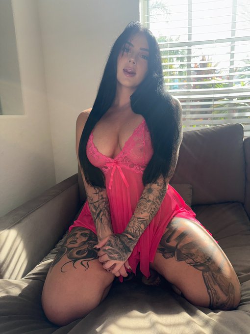 tgnqiwsa, 23 years old from United States