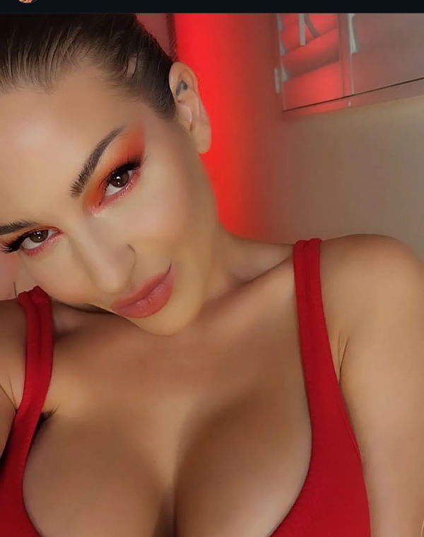 yonava, 22 years old from United States