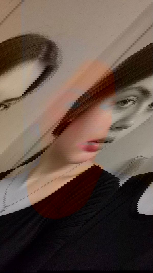 Lenora19, 19 years old from United Kingdom