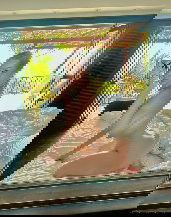 n_ob21-69, 21 years old from United States