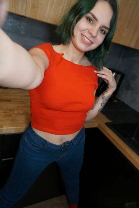 lafupu, 24 years old from United Kingdom