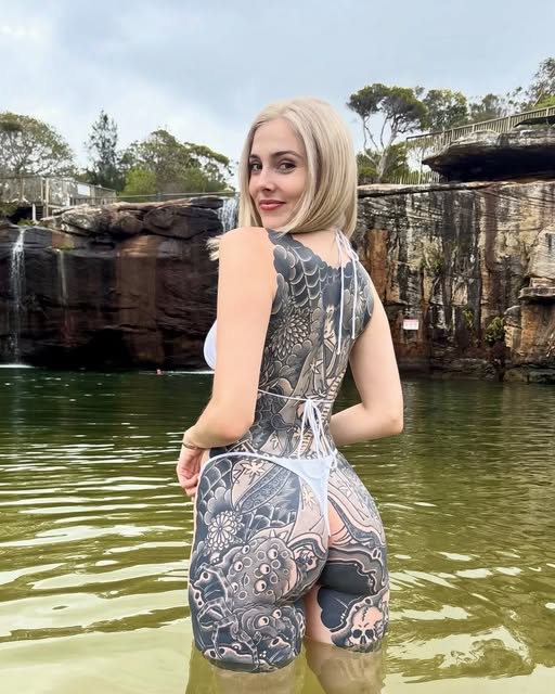 vaboro3184, 20 years old from United States