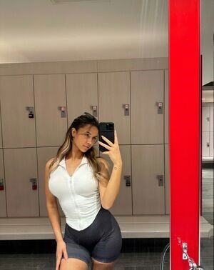 rotava7200, 24 years old from United Kingdom