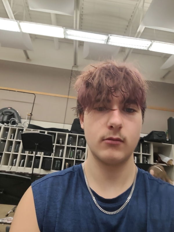 a47759281, 18 years old from Canada