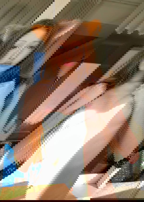 Dolly_pale182, 18 years old from United States