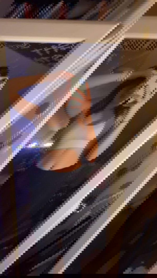 Sandra9089, 20 years old from United States