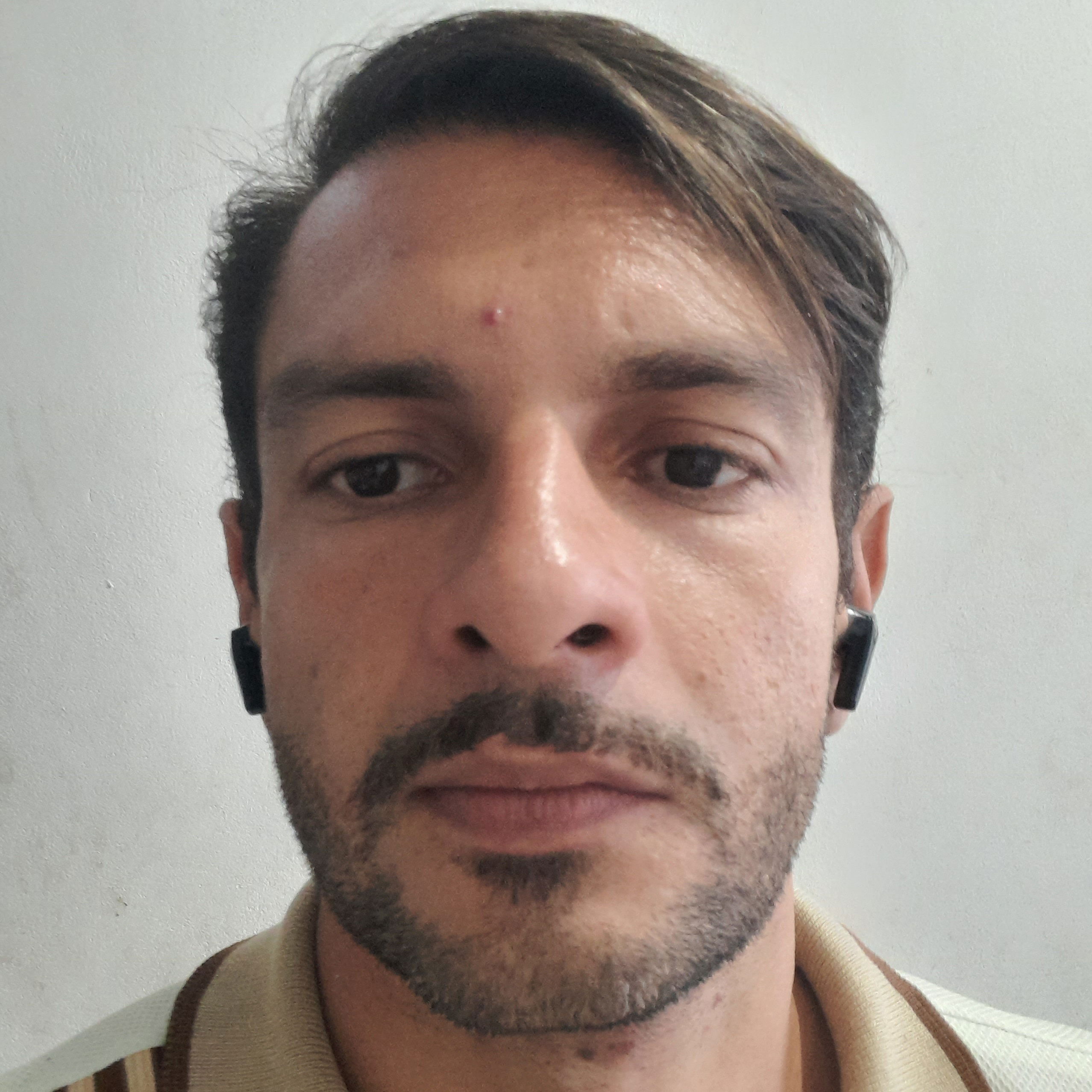 wellingtonandradew13's Cover Photo