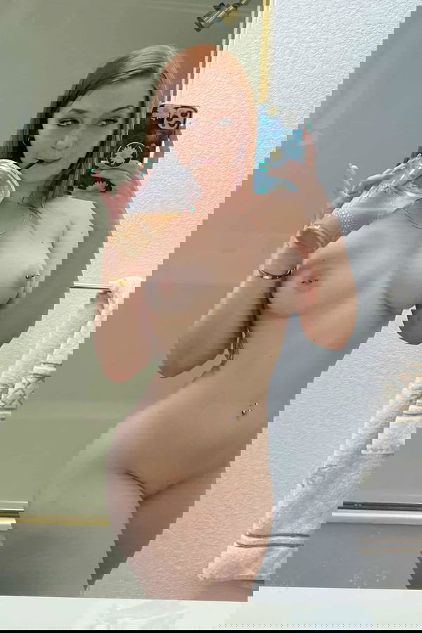 cihom17216, 21 years old from United States