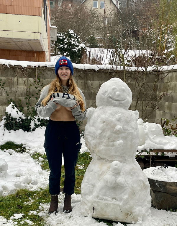 behiv24518, 19 years old from United States