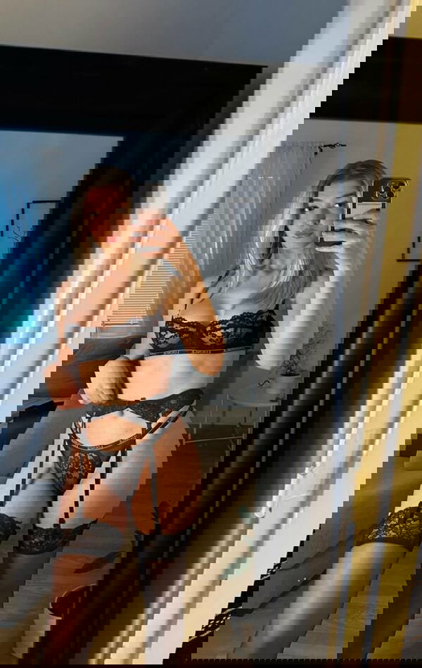 ydw2odbxw9, 20 years old from Finland