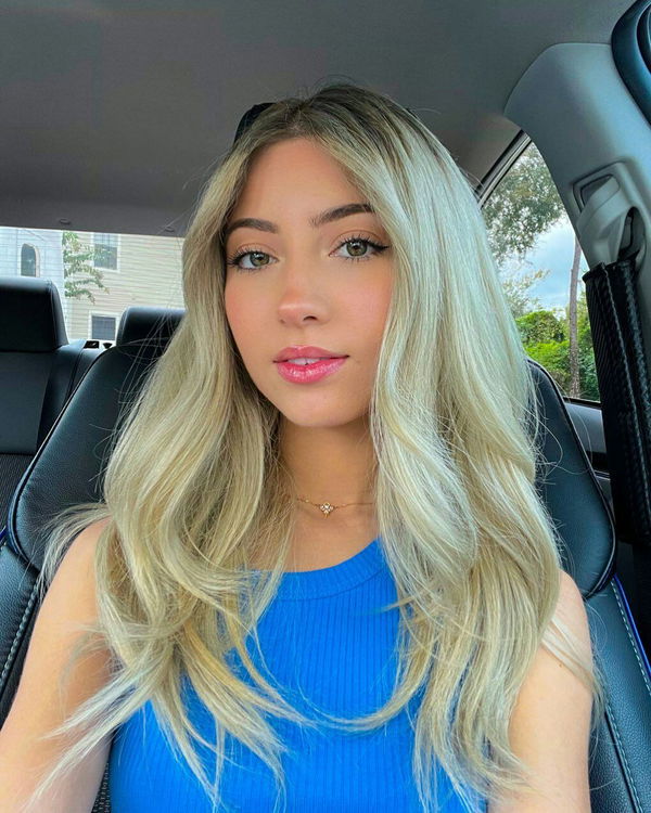 MoliL1, 21 years old from United Kingdom