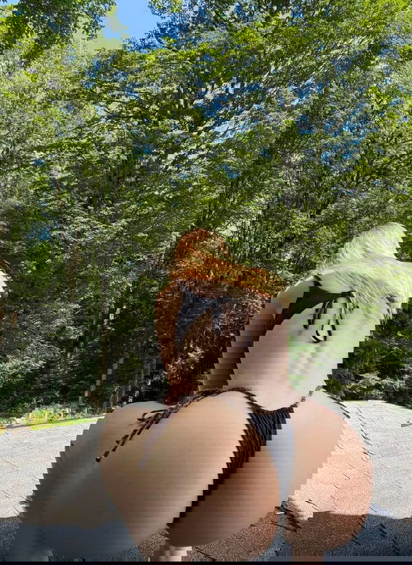 nemlehuspo, 22 years old from United States