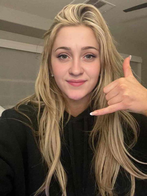 anma66, 25 years old from United States