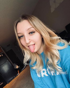 Ellen67's Profile Photo