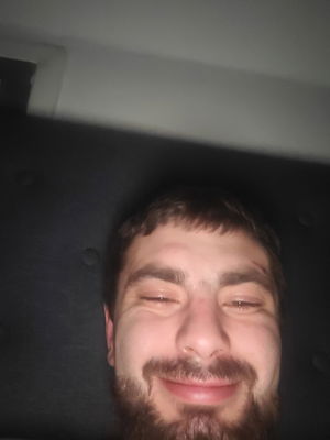 dh98's Profile Photo