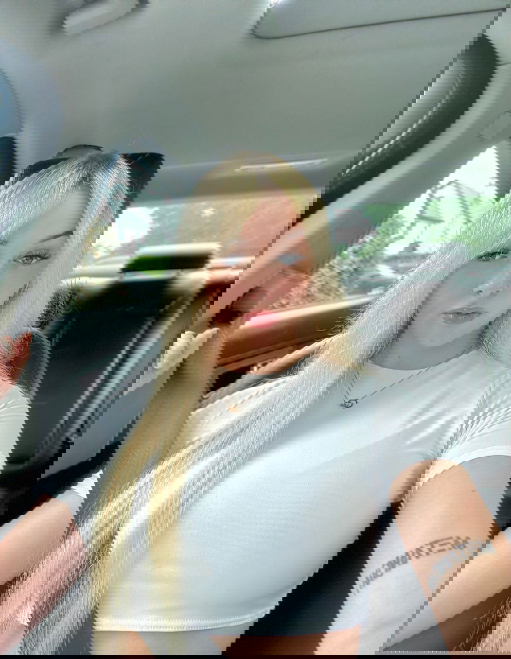 moxil61120's Cover Photo