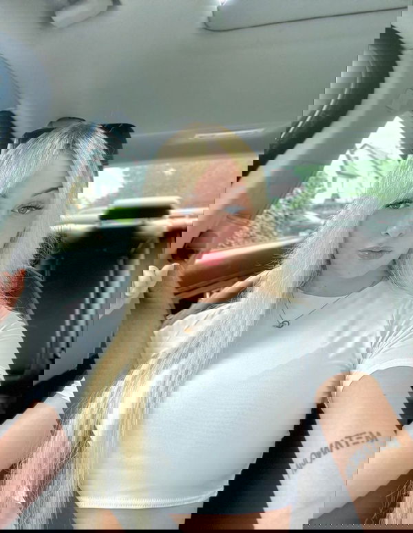 moxil61120, 23 years old from United Kingdom