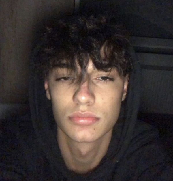 @jakxmmmm, 19 years old from Singapore