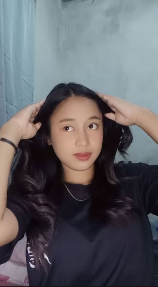 tixox31888's Cover Photo