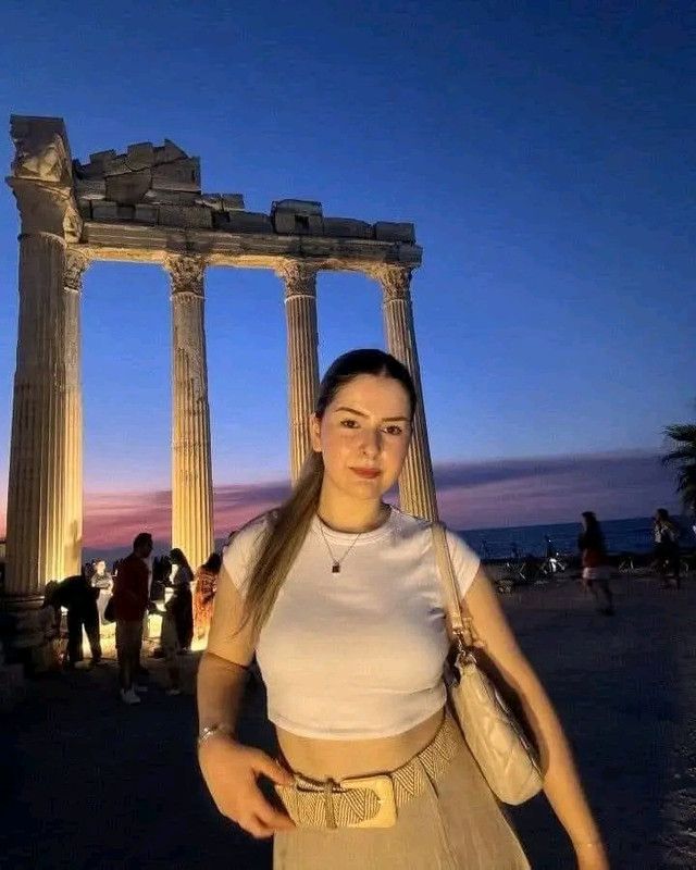 Nina4255's Cover Photo