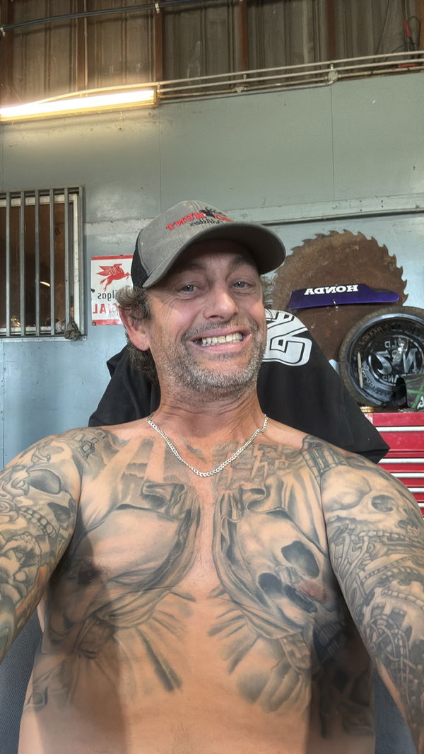 n8574r, 49 years old from Australia