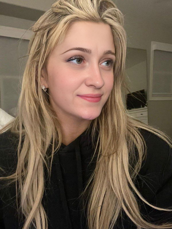 pofeneh573, 21 years old from United States