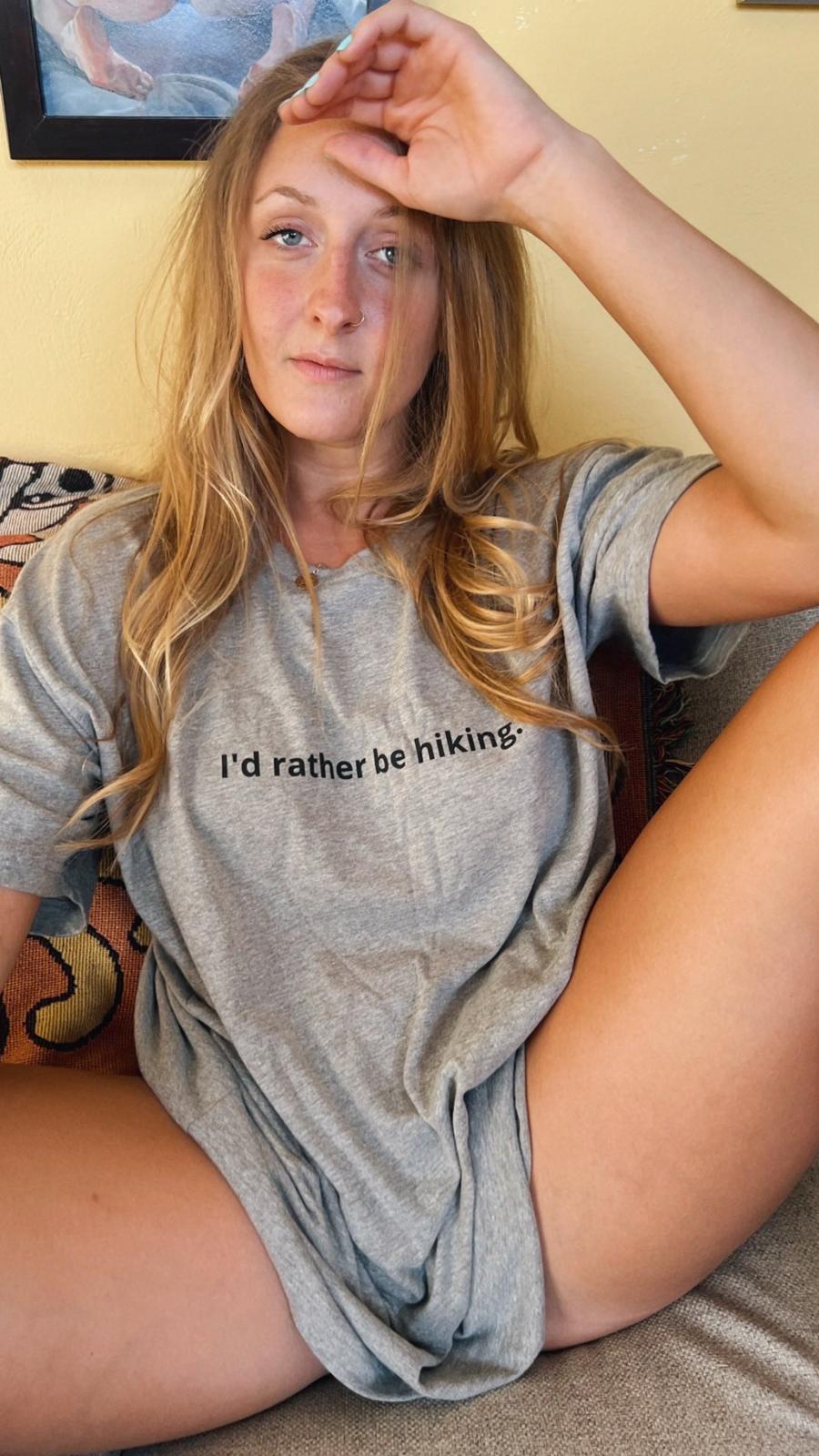 talk2leslie24's Cover Photo