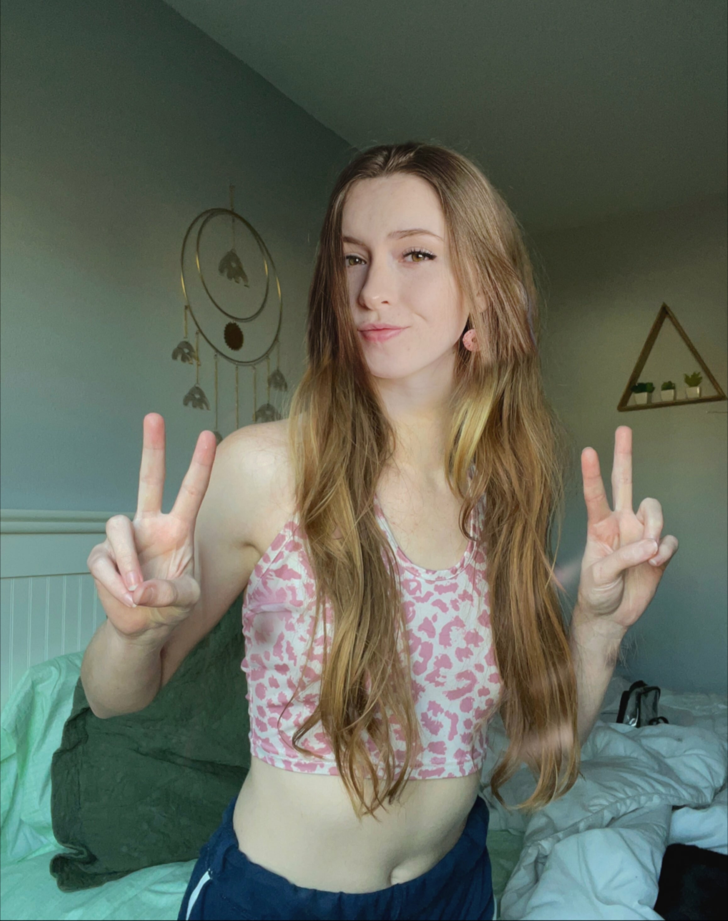 yopajin298, 19 years old from United States