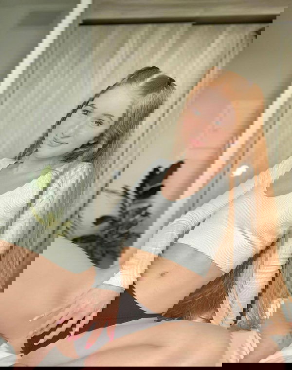 Delilah2743, 23 years old from United States