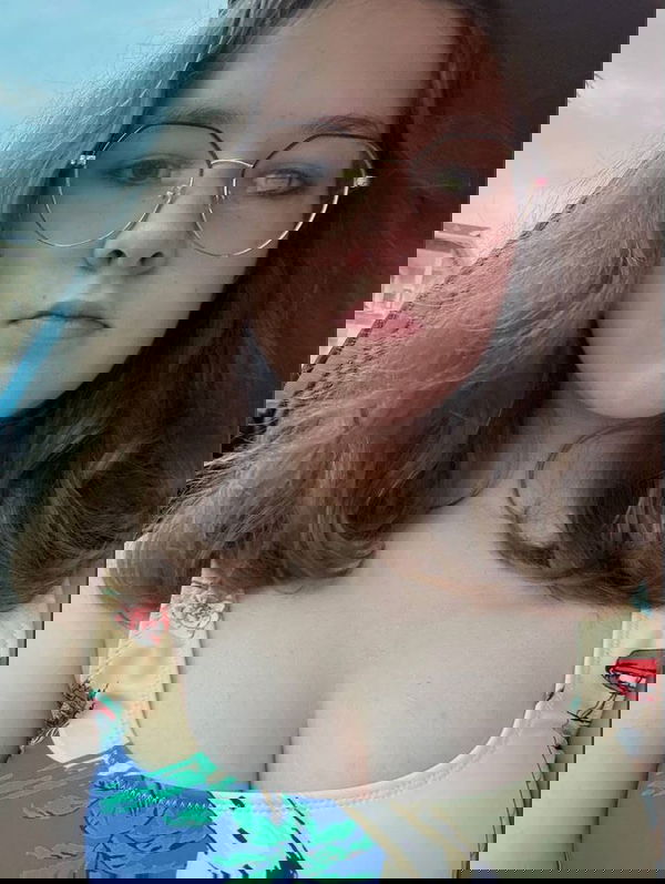 Lainey7868, 21 years old from Germany