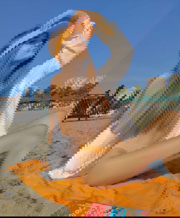 viviaxj6, 26 years old from United States