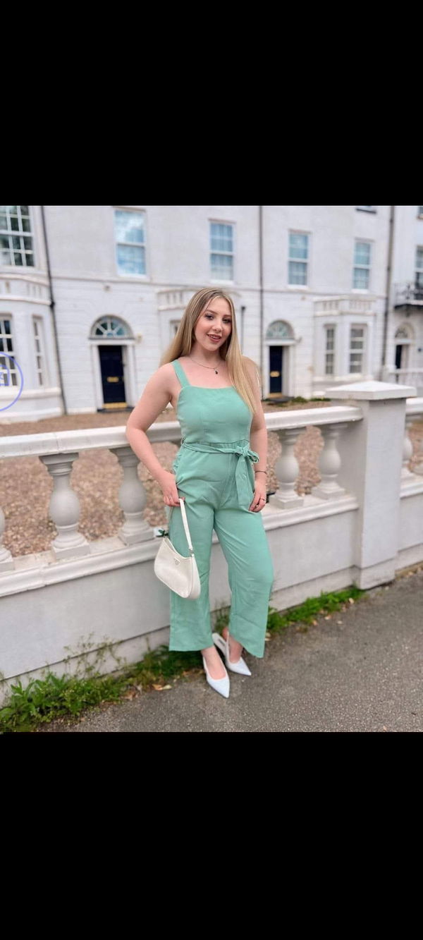 jajanix193, 20 years old from Australia