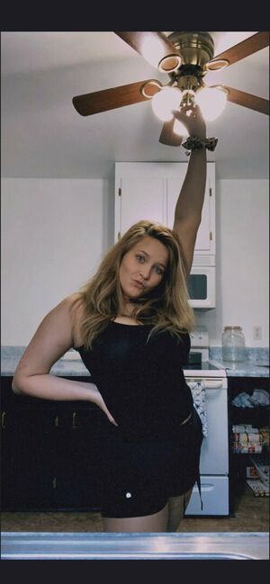 yonowex440, 23 years old from Canada