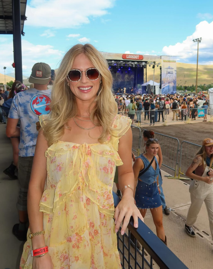 Alaia25, 23 years old from United Kingdom