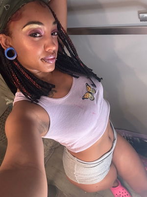 ainaella59's Profile Photo