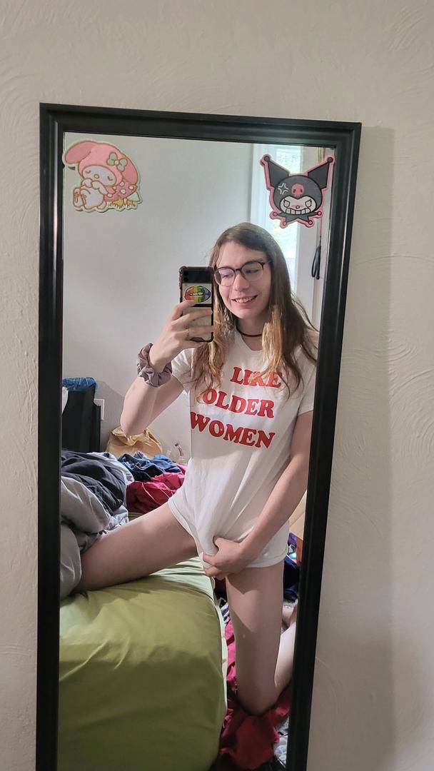 gimowi5209's Cover Photo